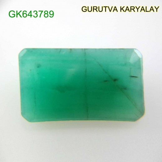 Ratti-4.25 (3.85 CT) Natural Green Emerald